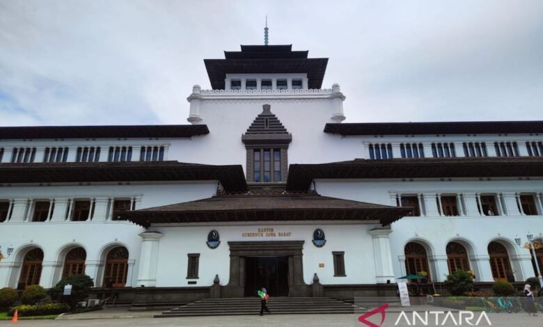 Kebijakan KDH 100 Persen